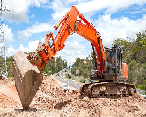 Warning Signs That Your Heavy Equipment Is Overworked