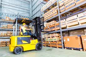 Advantages of High Reach Forklifts in Warehousing